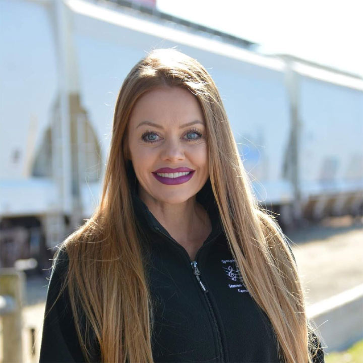 Holly, Dental Assistant